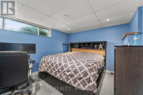 4th Bedroom - 31 Patrick Drive, Aurora, ON - Indoor Photo Showing Bedroom