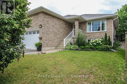401 BIANCO CRESCENT  Peterborough (Monaghan Ward 2), ON K9K 0A3