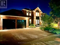 4 ATRIUM LANE Toronto, ON M1B 4T3