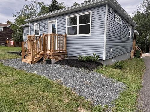 162 Sixth Street, New Glasgow, NS - Outdoor
