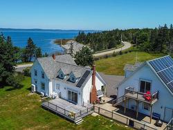 502 Riverside Road New Edinburgh, NS B0W 3T0