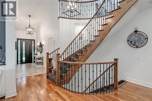 4285 Couples Crescent, Burlington, ON - Indoor Photo Showing Other Room