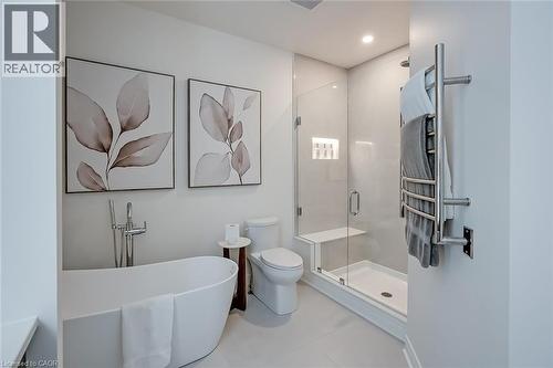 4285 Couples Crescent, Burlington, ON - Indoor Photo Showing Bathroom