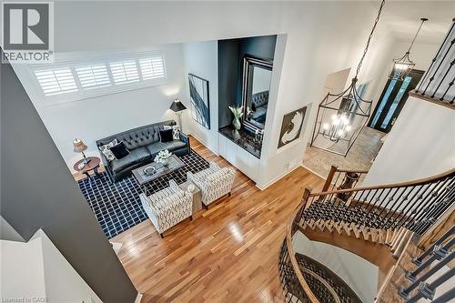 4285 Couples Crescent, Burlington, ON - Indoor Photo Showing Other Room