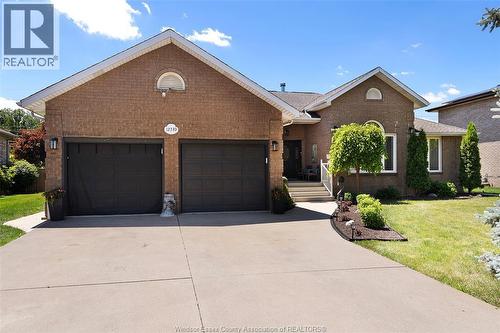 12339 Funaro Crescent, Tecumseh, ON 