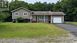 41 Island Pond Drive Kippens, NL A2N 3N9