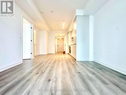 4102 - 28 Interchange Way, Vaughan, ON 