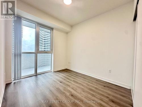 4102 - 28 Interchange Way, Vaughan, ON 