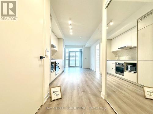 4102 - 28 Interchange Way, Vaughan, ON 