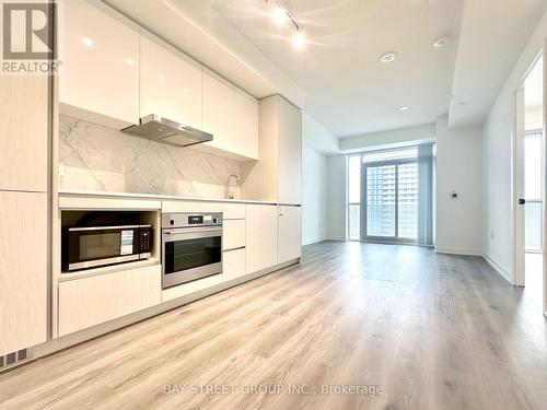 4102 - 28 Interchange Way, Vaughan, ON 