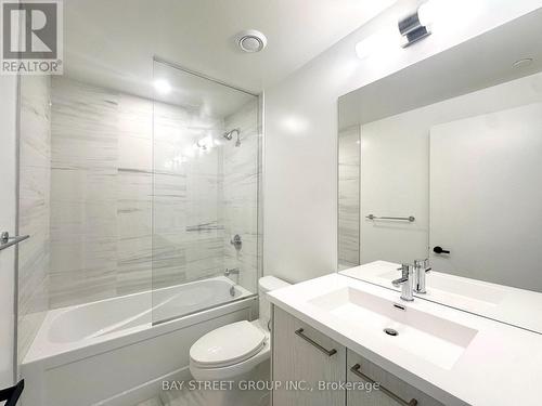 4102 - 28 Interchange Way, Vaughan, ON 