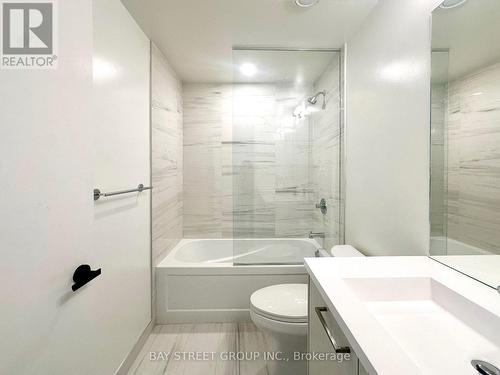 4102 - 28 Interchange Way, Vaughan, ON 