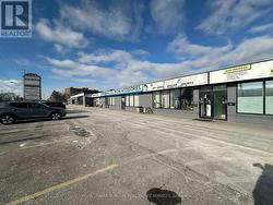 5A - 2450 FINCH AVENUE W  Toronto, ON M9M 2E9