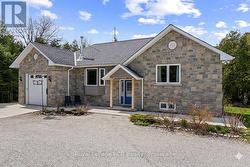 One owner home newly built in 2014. - 