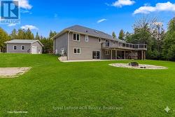 Impressive property & separate heated garage. - 