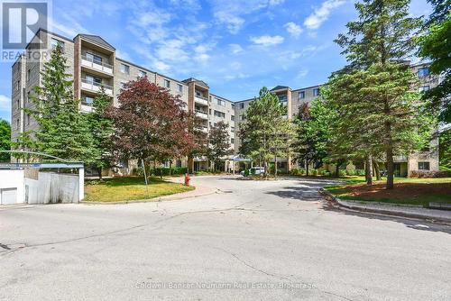 405 - 93 Westwood Road, Guelph (Willow West/Sugarbush/West Acres), ON 