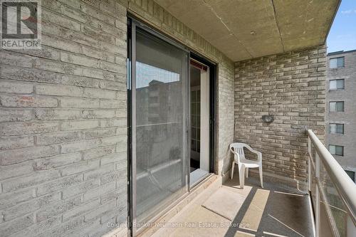 405 - 93 Westwood Road, Guelph (Willow West/Sugarbush/West Acres), ON 