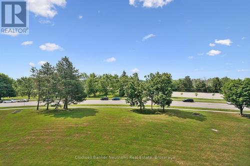 405 - 93 Westwood Road, Guelph (Willow West/Sugarbush/West Acres), ON 