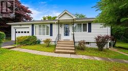 17 Forward Avenue  Halifax, NS B3P 1S3