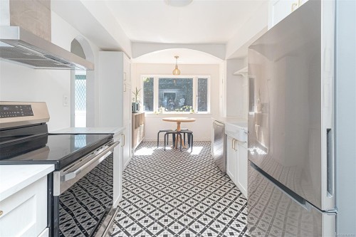 337 Moss St, Victoria, BC 