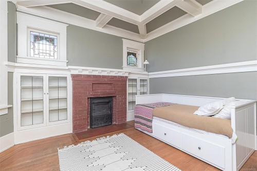 337 Moss St, Victoria, BC 
