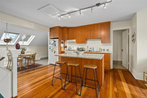 337 Moss St, Victoria, BC 