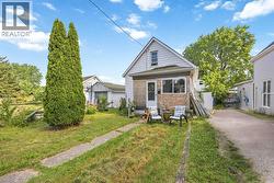 58 COLWELL STREET Wallaceburg, ON N8A 3G5