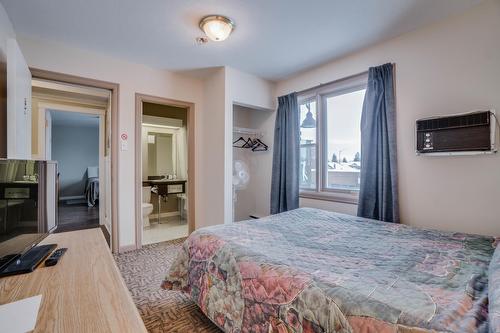5114 50 St, Evansburg, AB 