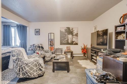 5114 50 St, Evansburg, AB 