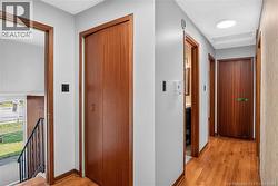 Main Unit - Hall Way - 