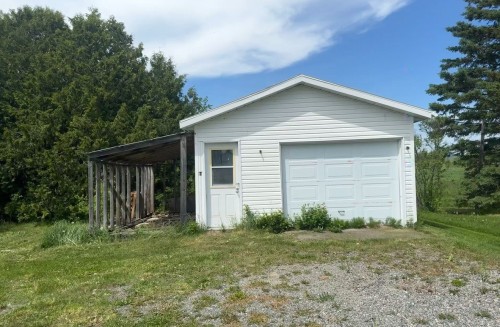 Garage - 31 Rue Principale E., Latulipe-Et-Gaboury, QC - Outdoor