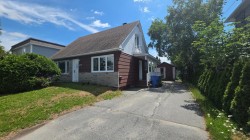 292 4e Avenue E. Amos, QC J9T 1E1