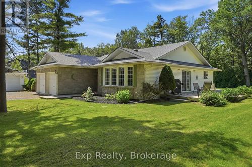 21627 LOYALIST PARKWAY  Prince Edward County (Ameliasburg Ward), ON K0K 1L0