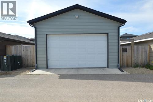 414 Veltkamp Crescent, Saskatoon, SK 
