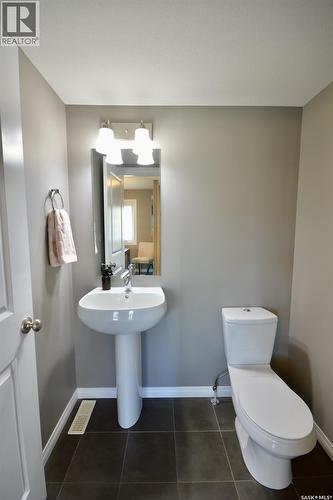 414 Veltkamp Crescent, Saskatoon, SK 
