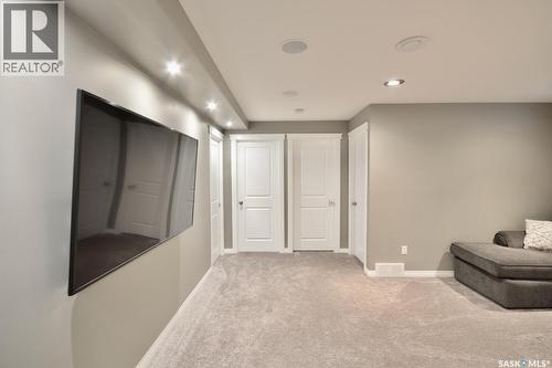 414 Veltkamp Crescent, Saskatoon, SK 