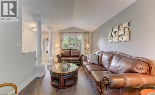 378 Meadowvale Place, Waterloo, ON - Indoor Photo Showing Living Room