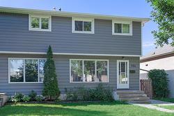 154 Thom Avenue E  Winnipeg, MB R2C 1A1