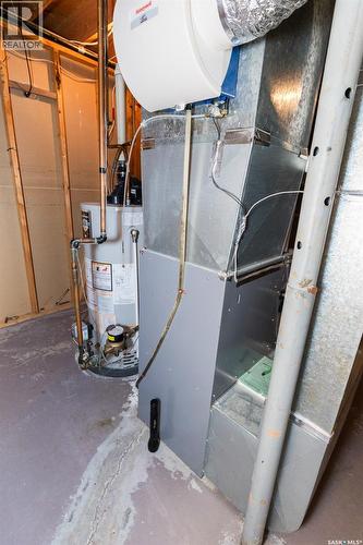 729 Saskatchewan Avenue, Kerrobert, SK - Indoor Photo Showing Basement