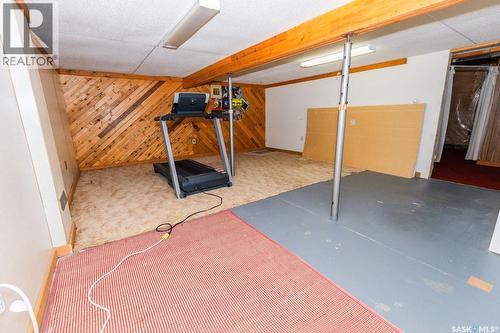 729 Saskatchewan Avenue, Kerrobert, SK - Indoor