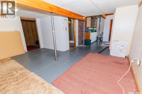 729 Saskatchewan Avenue, Kerrobert, SK - Indoor