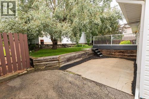 729 Saskatchewan Avenue, Kerrobert, SK - Outdoor