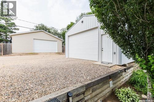 729 Saskatchewan Avenue, Kerrobert, SK - Outdoor With Exterior