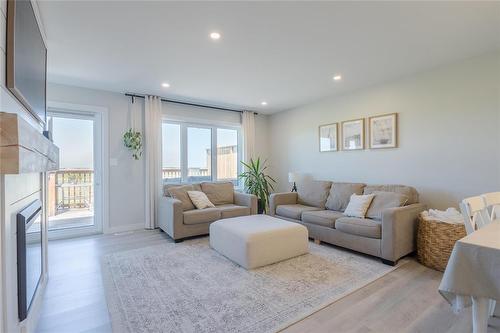 128 Parkside Crescent, Mitchell, MB 