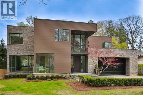1102 Crestview Street, Oakville, ON 