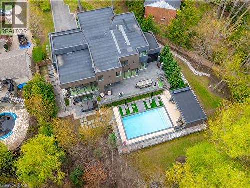 1102 Crestview Street, Oakville, ON 