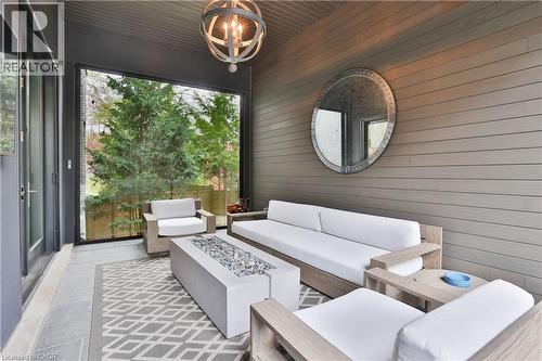 1102 Crestview Street, Oakville, ON 