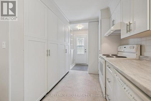 14 Ruskview Road, Kitchener, ON 