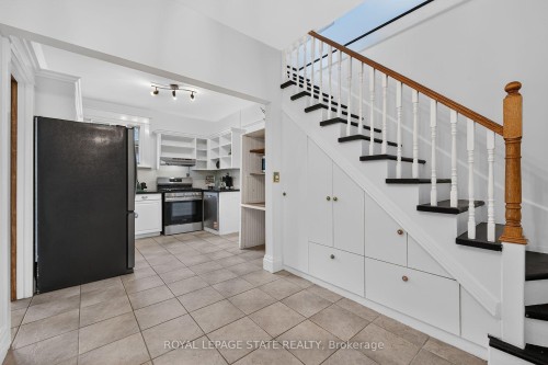 169 Emerald Street S, Hamilton, ON - Indoor
