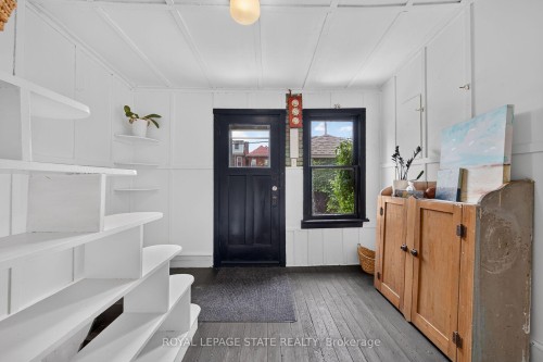 169 Emerald Street S, Hamilton, ON - Indoor Photo Showing Other Room